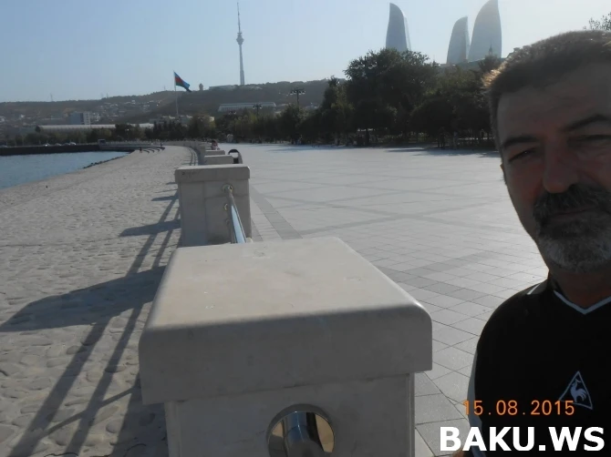 Актера снимавшегося в известном сериале  “Kurtlar vadisi” в Баку поставили в безвыходное положение (эксклюзивные фото)