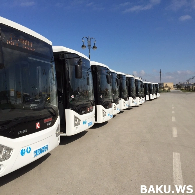 В Баку привезены новые автобусы