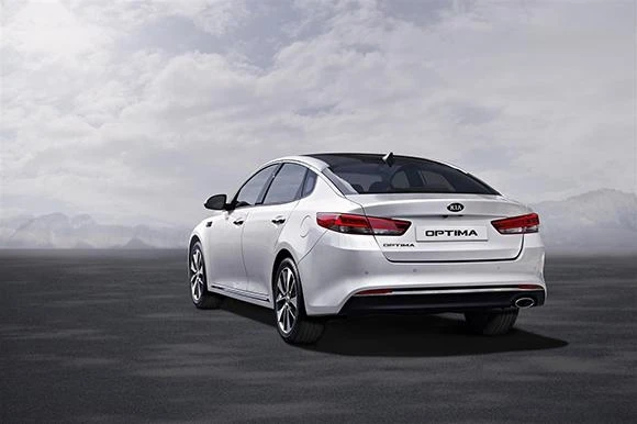 Компания Kia Motors рассекретила новый седан для европейского рынка