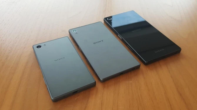 Фото неанонсированных смартфонов Sony 