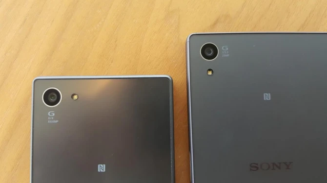 Фото неанонсированных смартфонов Sony 
