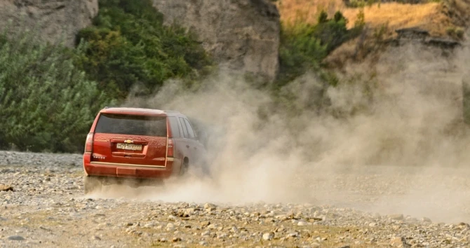Российские журналисты провели тест-драйв в Баку нового Chevrolet Tahoe