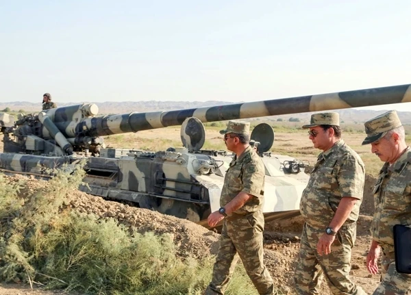 Последние кадры с боевых учений в Азербайджане