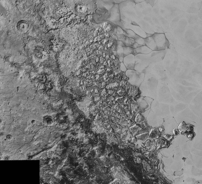 New Horizons отправил на Землю новые снимки Плутона