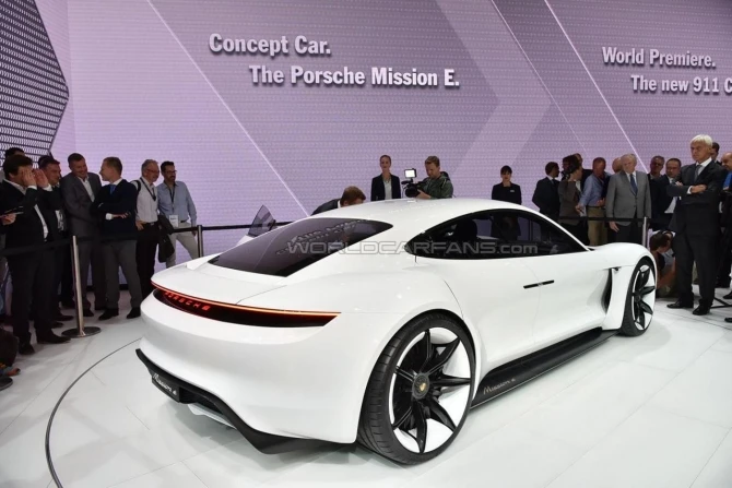 Porsche создала 600-сильный электрический суперкар