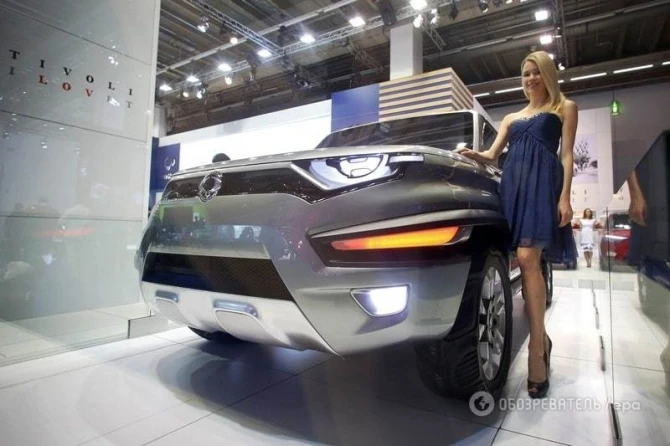 Девушки Франкфуртского автосалона 2015