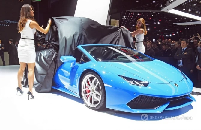 Девушки Франкфуртского автосалона 2015