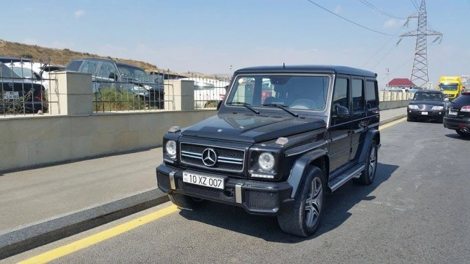 Очередная порция дорогих автомобилей оказалась на 