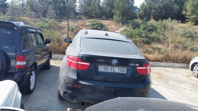 Очередная порция дорогих автомобилей оказалась на 