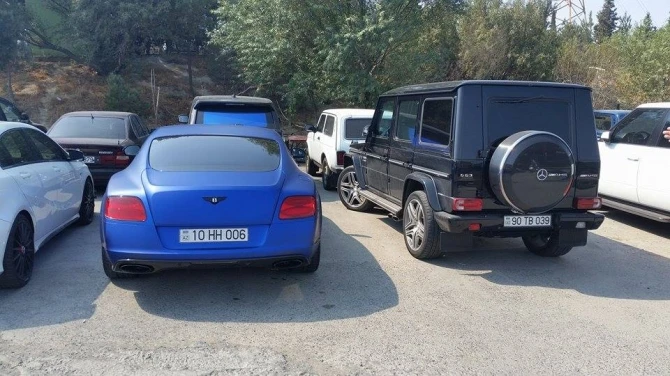 Очередная порция дорогих автомобилей оказалась на 
