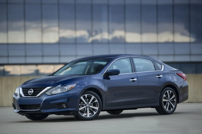 Nissan гордится обновленным седаном Altima