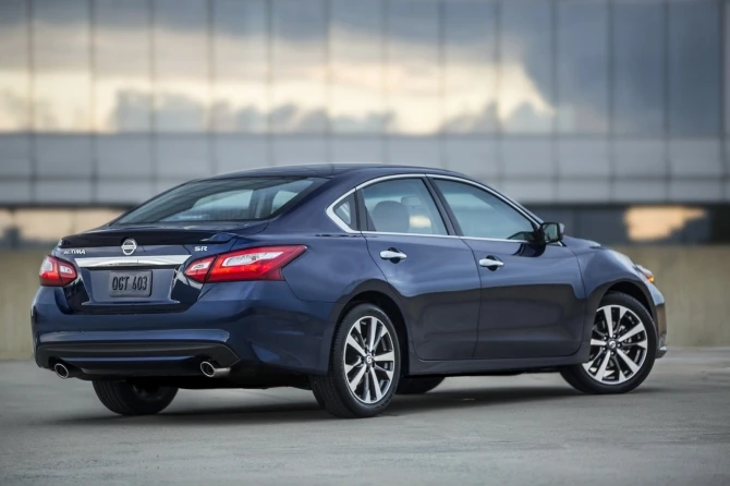 Nissan гордится обновленным седаном Altima