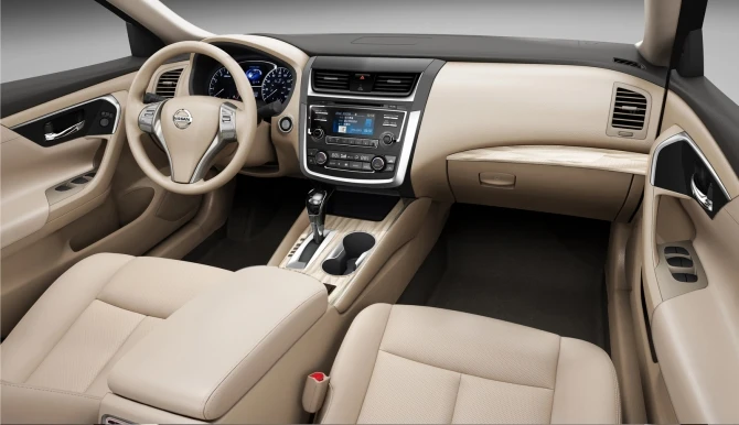 Nissan гордится обновленным седаном Altima