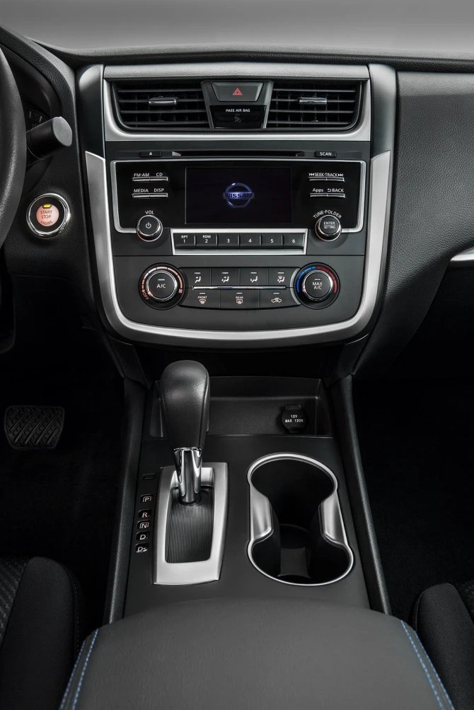 Nissan гордится обновленным седаном Altima