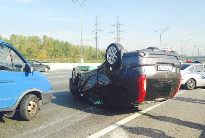 Тяжелое ДТП в Москве с участием Aston Martin
