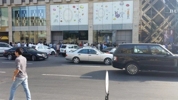 Из Port Baku срочно эвакуированы люди