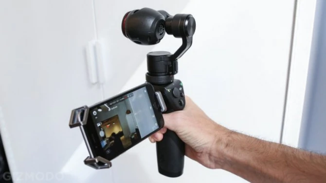 DJI Osmo — компактная 4К-камера с ручным стабилизатором (видео)