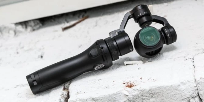 DJI Osmo — компактная 4К-камера с ручным стабилизатором (видео)