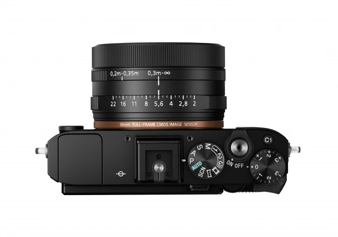 Sony RX1R II - полнокадровая 42-Мп компактная фотокамера за 3500 долларов