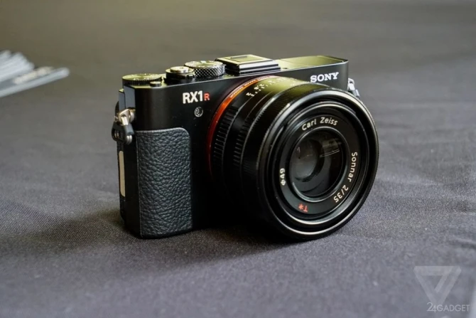 Sony RX1R II - полнокадровая 42-Мп компактная фотокамера за 3500 долларов