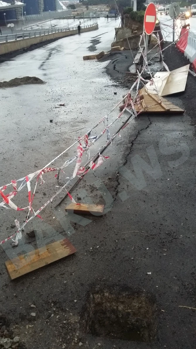 Последствия оползня на Бакинском автовокзале не устраняются