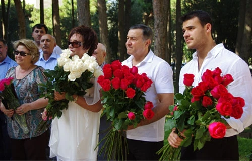 Эмин Агаларов снял фильм, посвященный Муслиму Магомаеву