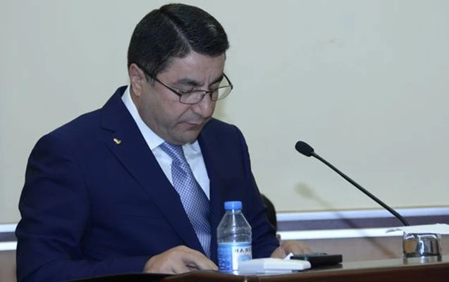 Уволен ещё один родственник Эльдара Махмудова