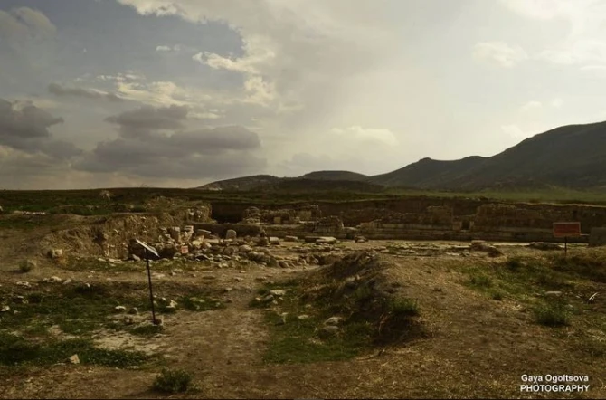 Erməni gözəlçələrin Qarabağ kefi (FOTO)