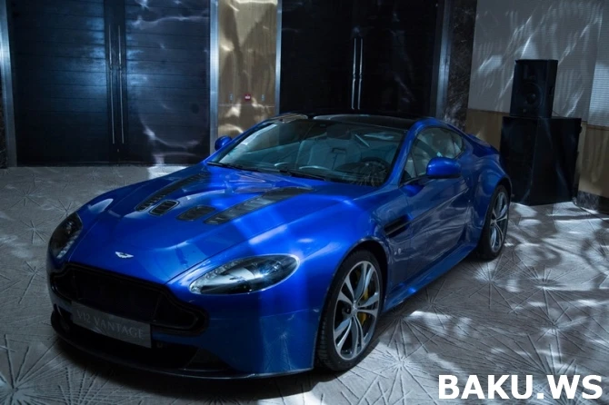 В Баку презентован эксклюзивный автомобиль Джеймса Бонда (видео)