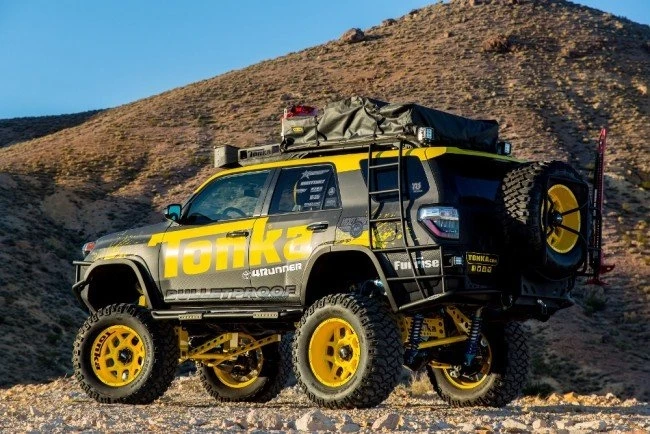 Toyota представила игрушечный внедорожник
