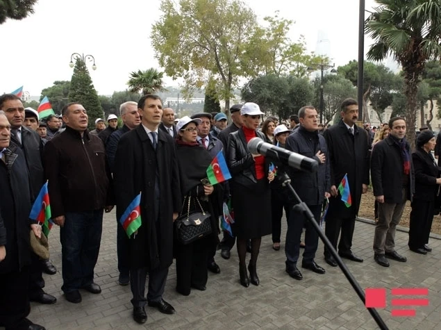 В Баку прошел велопробег в честь для Государственного флага (видео)