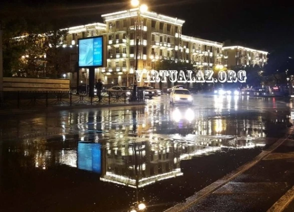 Столица Азербайджана снова в воде (видео)