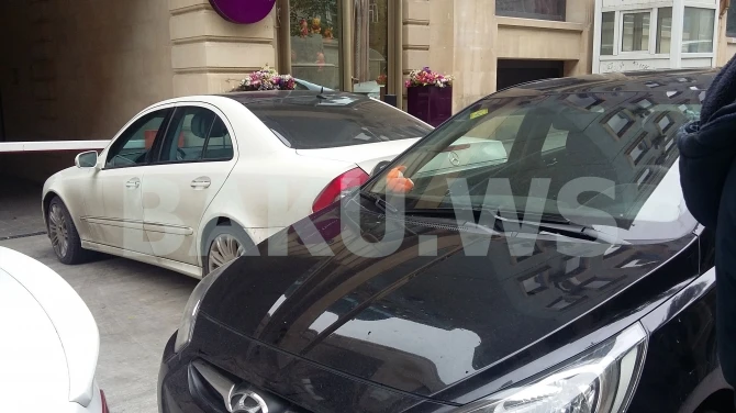 Bakıda yol kəsənlər meydan sulayır (FOTO)