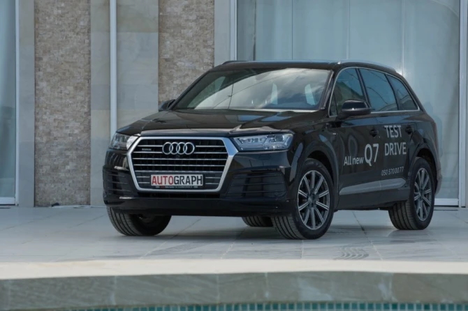 Знакомство со вторым поколением кроссовера Audi Q7