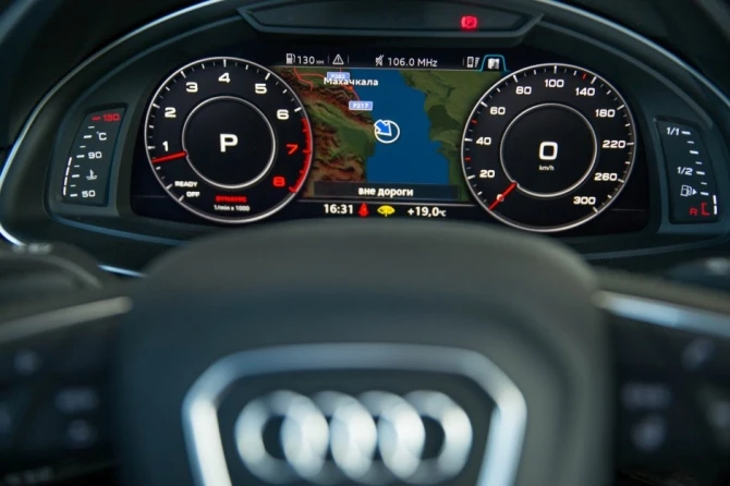 Знакомство со вторым поколением кроссовера Audi Q7