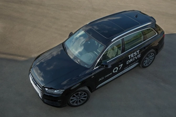 Знакомство со вторым поколением кроссовера Audi Q7