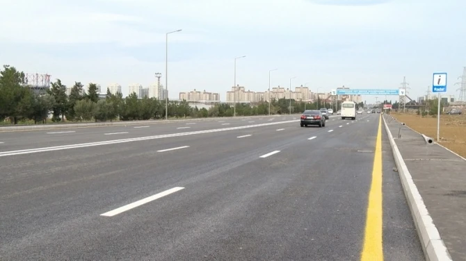Улица Микаила Алиева в Баку полностью реконструирована (видео)