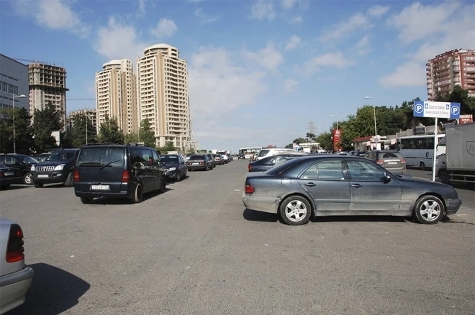 Ликвидирована стихийная парковка на кругу 