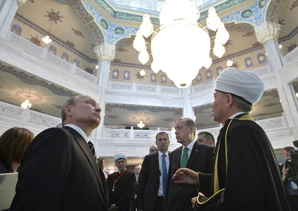 Владимир Путин: «Ислам – великая мировая религия» (видео)