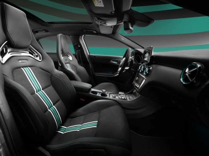 Mercedes выпустит спецверсию хэтчбека А 45 AMG