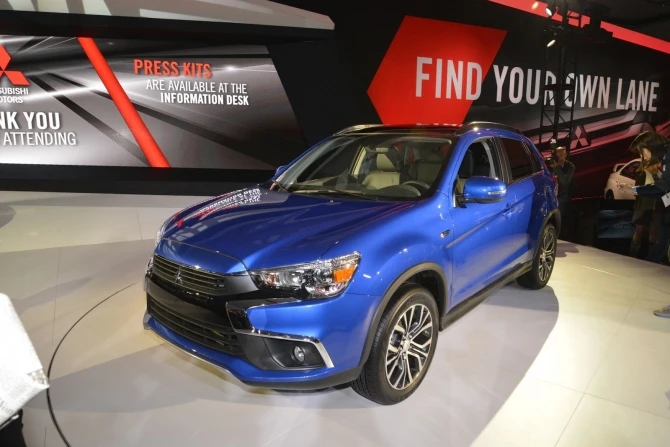 Mitsubushi показали обновленный кроссовер Outlander Sport