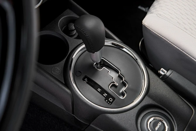 Mitsubushi показали обновленный кроссовер Outlander Sport