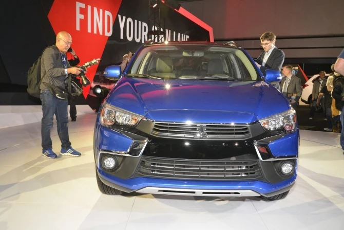 Mitsubushi показали обновленный кроссовер Outlander Sport