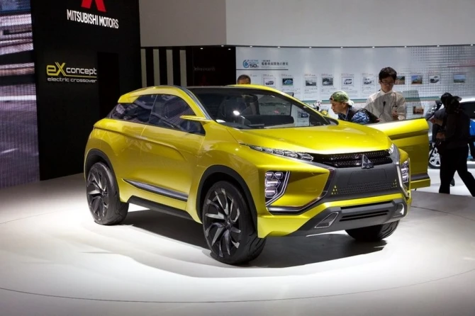 Mitsubishi представили публике свой новый купе-кроссовер