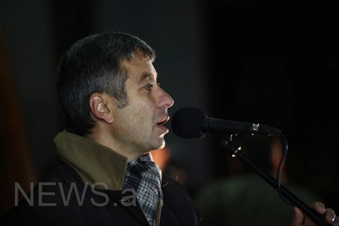 Ermənistan əhalisi ayağa qalxdı: polislə qarşıdurma yarandı (VİDEO, FOTO)