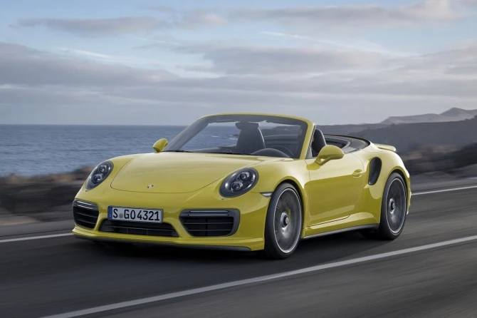 Представлены модифицированные Porsche 911 Turbo и Turbo S