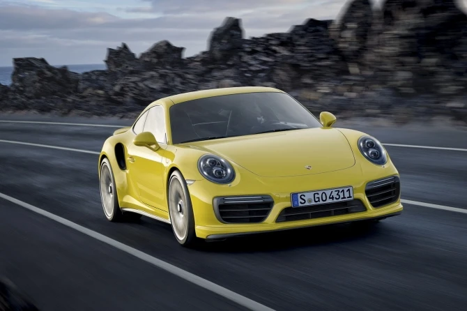 Представлены модифицированные Porsche 911 Turbo и Turbo S