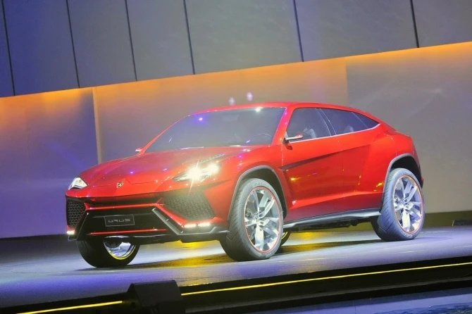 Компания Lamborghini рассказала о своем новом кроссовере Urus