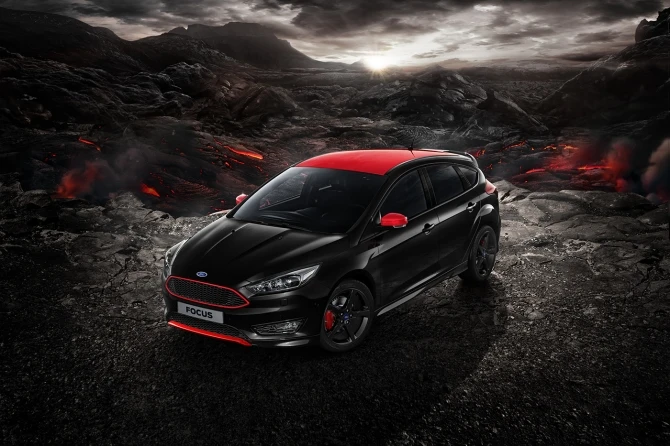 Ford официально представил спортивный Focus
