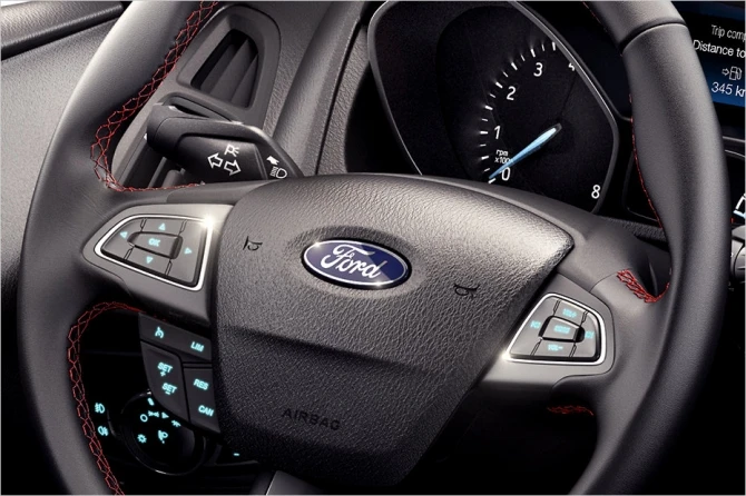 Ford официально представил спортивный Focus